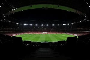 Arsenal v Southampton 2015-16 Collection: Arsenal vs Southampton: Premier League 2015-16 at Emirates Stadium, London