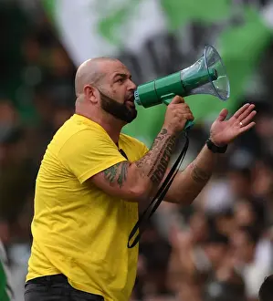 Sporting Lisbon V Arsenal 2018-19 Prints: Arsenal vs. Sporting Lisbon: A Fan's Passionate Showdown in the Europa League