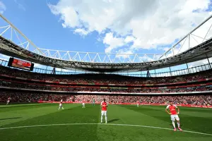 Arsenal vs Stoke City: Premier League Showdown at Emirates Stadium, 2015