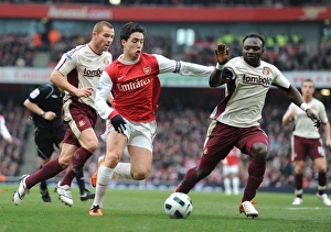 Arsenal vs Sunderland: Nasri, Mensah, and Bardsley Face Off in Scoreless Premier League Clash at Emirates Stadium