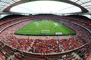 Emirates Stadium Collection: Arsenal vs Sunderland: Premier League Clash at Emirates Stadium