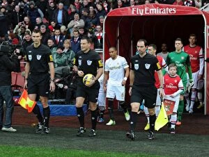 Arsenal v Swansea 2012-13 Collection: Arsenal vs Swansea City: Premier League Clash at Emirates Stadium (December 2012)