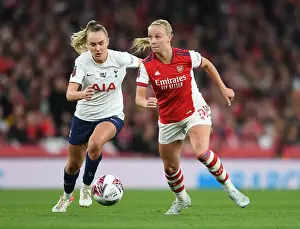 Arsenal Women V Tottenham Hotspur 2021-22 Prints: Arsenal vs. Tottenham: Beth Mead Faces Off Against Josie Green in FA WSL Showdown