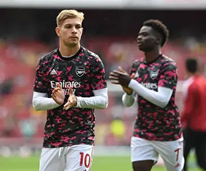 Arsenal vs. Tottenham: Emile Smith Rowe Warming Up Ahead of Premier League Clash