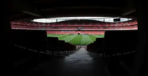 Arsenal V Tottenham Hotspur 2014-15 Prints: Arsenal vs. Tottenham: Emirates Stadium Showdown (2014-15 Premier League)
