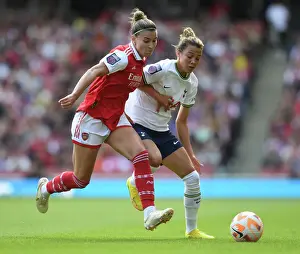 Arsenal vs. Tottenham: FA Womens Super League Showdown at Emirates Stadium (2022-23)