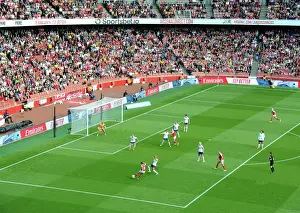 Arsenal Women V Tottenham Hotspur Women 2022-23 Prints: Arsenal vs. Tottenham: FA Womens Super League Showdown at Emirates Stadium (2022-23)