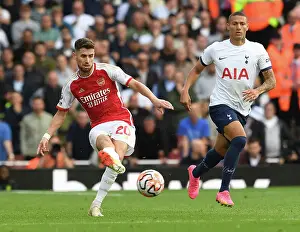 Arsenal vs. Tottenham: Intense Battle for the Premier League Ball - Jorginho vs. Richarlison (2023-24)