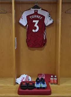 Arsenal vs. Tottenham: Kieran Tierney's Pre-Match Routine Amid Empty Emirates Stadium (2020-21)