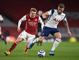 Arsenal vs. Tottenham: Martin Odegaard Closes In on Toby Alderweireld in Intense Premier League Clash