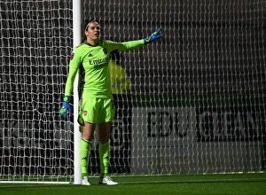 Arsenal vs. Tottenham Women's FA WSL Cup: Lydia Williams Focus Amidst Empty Stands