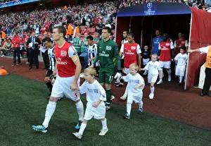 Arsenal vs Udinese: Thomas Vermaelen Leads Out The Gunners In UEFA Champions League Play-Off, 2011