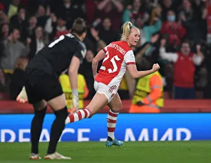 Arsenal vs. VfL Wolfsburg: Stina Blackstenius Disallowed Goal - UEFA Women's Champions League Quarterfinals