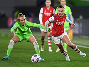 Images Dated 31st March 2022: Arsenal vs. VfL Wolfsburg: UEFA Women's Champions League Quarterfinals Showdown