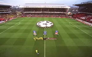 Highbury Stadium Prints: Arsenal vs Villarreal: The Last Floodlit Semi-Final at Highbury - Arsenal Leads 1:0