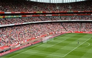 Images Dated 9th August 2015: Arsenal vs West Ham: Premier League Clash at Emirates Stadium, 2015