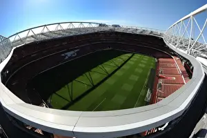 Arsenal vs West Ham United: 2015-16 Premier League Showdown at Emirates Stadium