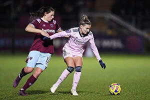 Images Dated 6th February 2023: Arsenal vs. West Ham United: A Battle for Supremacy in the Women's Super League - Fighting for