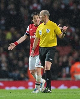 Wigan Athletic Collection: Arsenal vs Wigan Athletic: Rosicky and Referee Dean Clash in 2012-13 Premier League Match