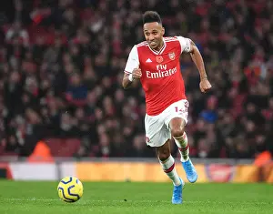 Arsenal vs. Wolverhampton Wanderers: Premier League Clash at Emirates Stadium (November 2019)