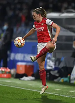 Hoffenhiem V Arsenal Women 2021-22 Prints: Arsenal WFC in Action against 1899 Hoffenheim in UEFA Women's Champions League Group Stage