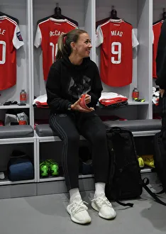 Arsenal Women V Brighton And Hove Albion Women 2022-23 Prints: Arsenal WFC vs Brighton & Hove Albion WFC: Showdown in the Women's Super League at Meadow Park