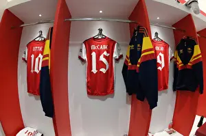 Arsenal Women V Barcelona Women 2021-22 Prints: Arsenal WFC vs. FC Barcelona: Preparing for Battle in the UEFA Women's Champions League