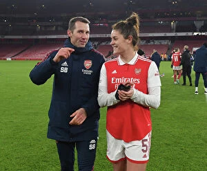 Images Dated 7th December 2022: Arsenal WFC vs Juventus FC: Seb Barton and Jennifer Beattie Celebrate Group C Victory in UEFA