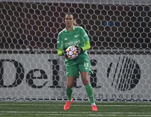 Arsenal WFC's Lydia Williams in Action: HB Koge vs Arsenal in UEFA Women's Champions League