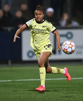 Arsenal WFC's Nikita Parris Battles for Possession in UEFA Women's Champions League Clash against HB Koge