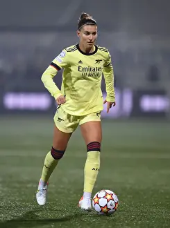 Arsenal WFC's Steph Catley Battles for Possession Against HB Koge in UEFA Women's Champions League