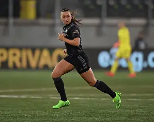 FC Zurich Frauen V Arsenal Women 2022-23 Prints: Arsenal Women Battle FC Zurich in UEFA Champions League Showdown