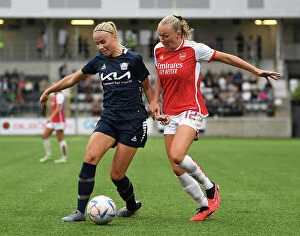 Images Dated 6th September 2023: Arsenal Women Battle Linkopings FC in UEFA Champions League Clash