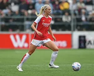 Arsenal Women Battle Linkopings FC in UEFA Champions League Clash (September 2023)