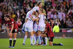 Arsenal Women Celebrate Cloe Lacasse's Goal Against Manchester United in Barclays WSL 2023-24