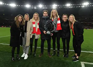Arsenal Women Celebrate Continental Cup Victory: Van de Donk, Nobbs, Williamson, Montemurro, Quinn, O'Reilly, Mead
