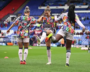 Arsenal Women Face Liverpool FC in FA Womens Super League Showdown