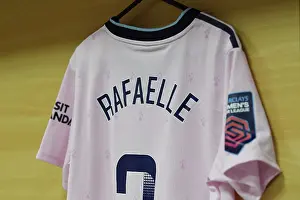 Aston Villa Women V Arsenal Women 2022-23 Prints: Arsenal Women Prepare for Aston Villa Showdown in Barclays Super League