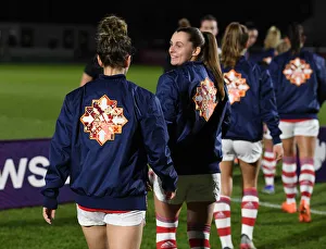Arsenal Women V Brighton And Hove Albion Women 2021-22 Prints: Arsenal Women Prepare for FA WSL Clash Against Brighton at Meadow Park