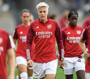 Linkoping FC v Arsenal Women 2023-24 Collection: Arsenal Women Prepare for UEFA Champions League Battle against Linkoping FC in Sweden