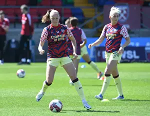 West Ham United Women V Arsenal Women 2021-22 Prints: Arsenal Women Prepare for West Ham United Clash in FA WSL Showdown