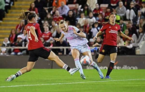 Manchester United Women v Arsenal Women 2023-24 Collection: Arsenal Women Triumph Over Manchester United in Barclays Super League