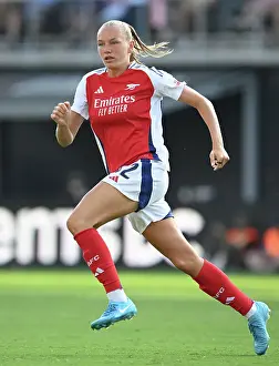 Arsenal Women V Chelsea Women Pre Season 2024-25 Prints: Arsenal Women v Chelsea Women: Pre Season Friendly