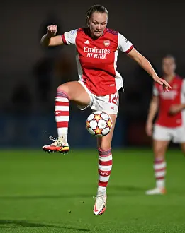 Arsenal Women vs. 1899 Hoffenheim: Battle in the UEFA Women's Champions League at Meadow Park