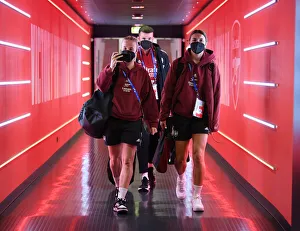 Arsenal Women V VfL Wolfsburg 2021-22 Prints: Arsenal Women vs