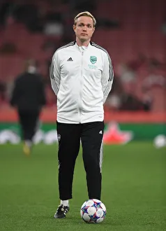 Arsenal Women V VfL Wolfsburg 2021-22 Prints: Arsenal Women vs. VfL Wolfsburg: Eidevall Leads Quarter-Final First Leg of UEFA Women's Champions League
