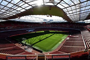 Arsenal v Aston Villa 2023-24 Collection: Arsenal Women vs Aston Villa: Barclays Super League Clash at Emirates Stadium (2023-24)