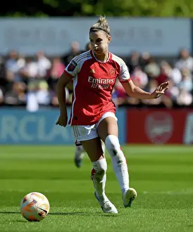 Arsenal Women vs Aston Villa: FA Women's Super League Showdown at Meadow Park - Title Image