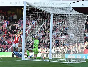 Arsenal V Aston Villa 2023-24 Prints: Arsenal Women vs Aston Villa: McCabe Scores Opener in Barclays Super League Clash (2023-24)