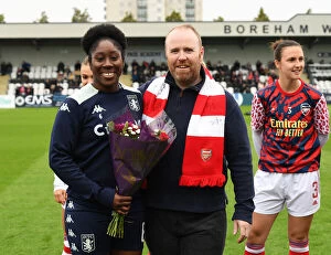 Images Dated 1st May 2022: Arsenal Women vs Aston Villa Women: FA WSL Clash at Meadow Park